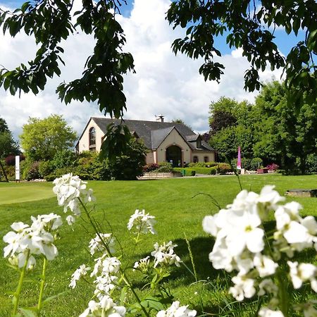 Anjou Golf And Country Club Hotel Champigne ภายนอก รูปภาพ