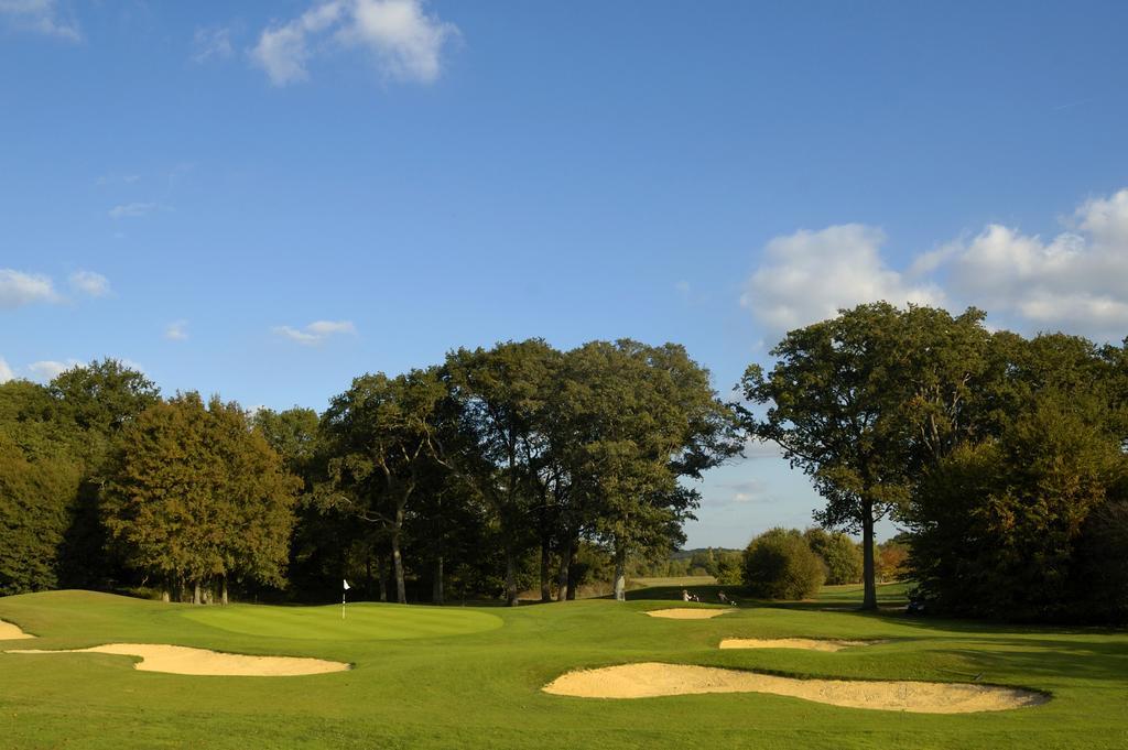 Anjou Golf And Country Club Hotel Champigne ภายนอก รูปภาพ