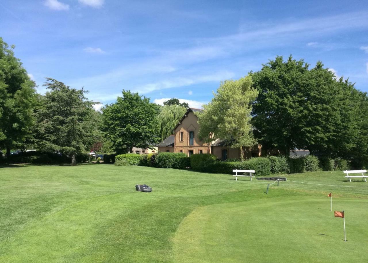 Anjou Golf And Country Club Hotel Champigne ภายนอก รูปภาพ