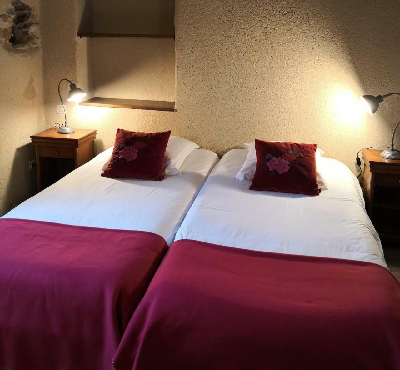Anjou Golf And Country Club Hotel Champigne ภายนอก รูปภาพ